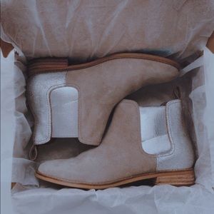 Ella Booties by Tom’s 👢